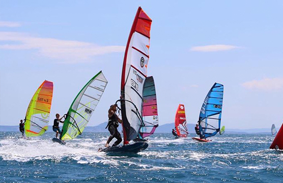 fer-windsurf-a-costa-brava